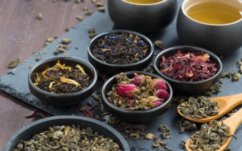 女性体寒喝什么茶最好 适合女性喝的冬季暖身茶有哪些